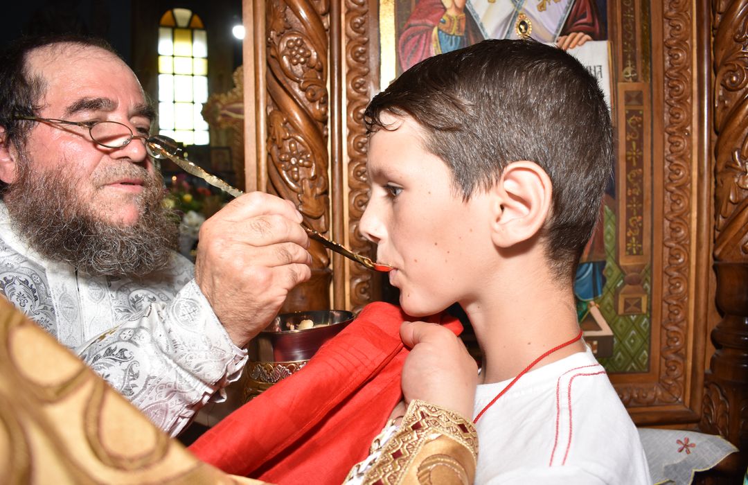 Peste 170 de copii în Tabăra „Copilărie și credință” Fălciu – PS Ignatie: „S-au transmis copiilor prin joc, prin foarte multă bucurie, elementele credinței noastre”