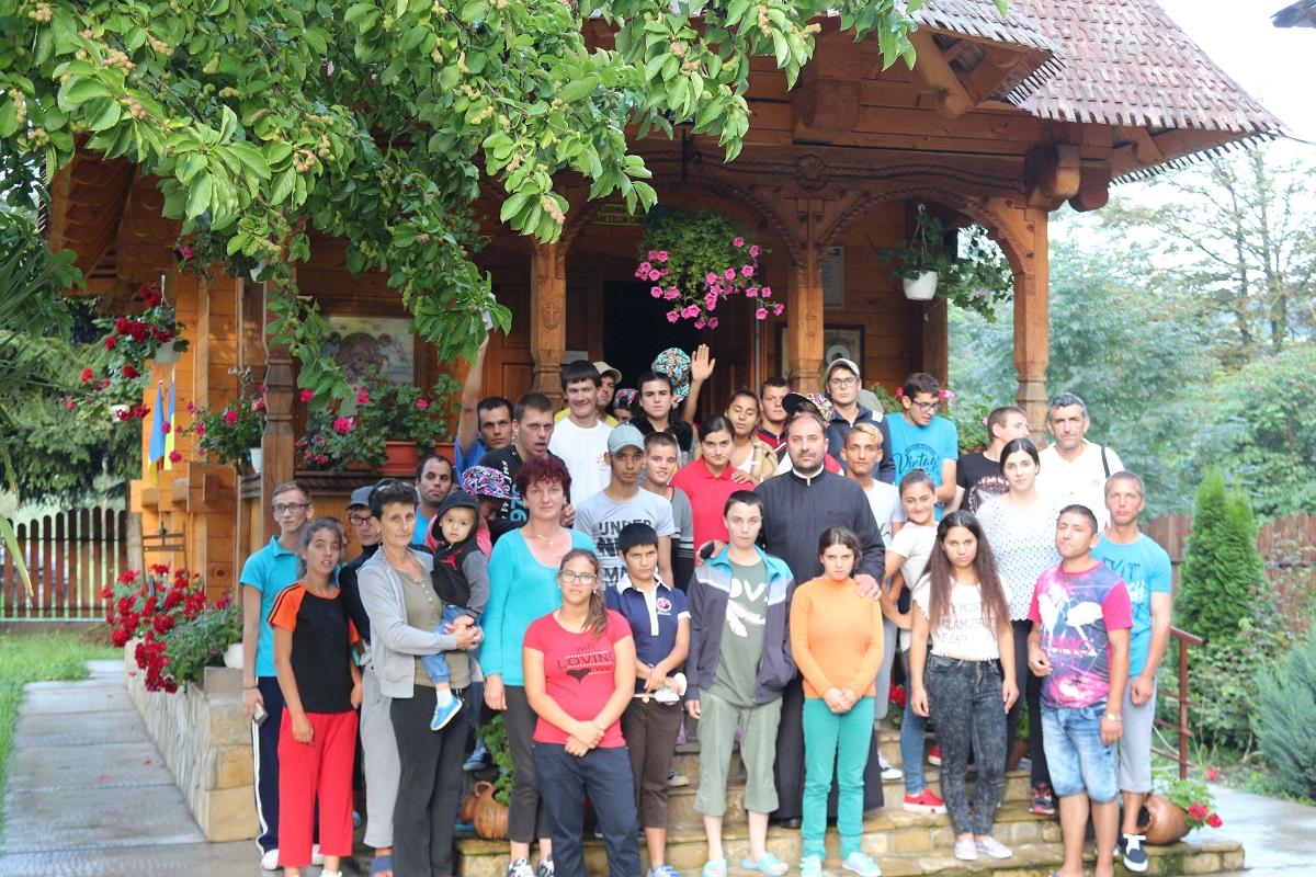 Tabără pentru tineri cu dizabilităţi