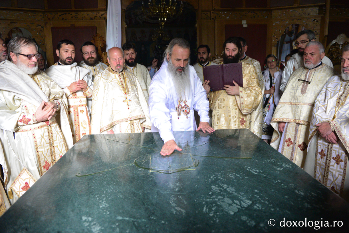 Biserica „Sfântul Ierarh Nicolae” din Munteni, jud. Iași, a fost sfințită