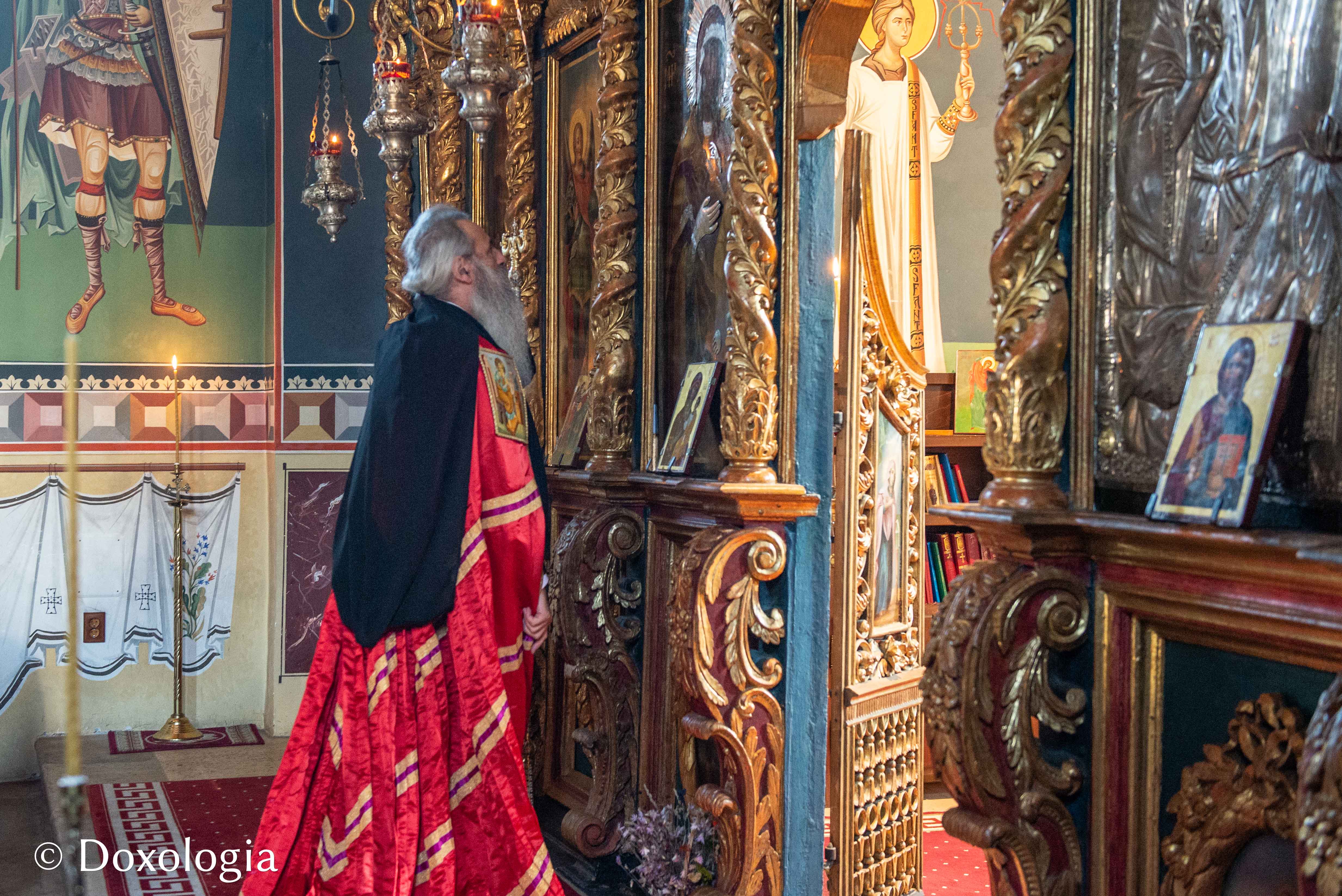 Foto: Constantin Comici Sfântă Liturghie Arhierească pentru voluntarii ITOM 2018