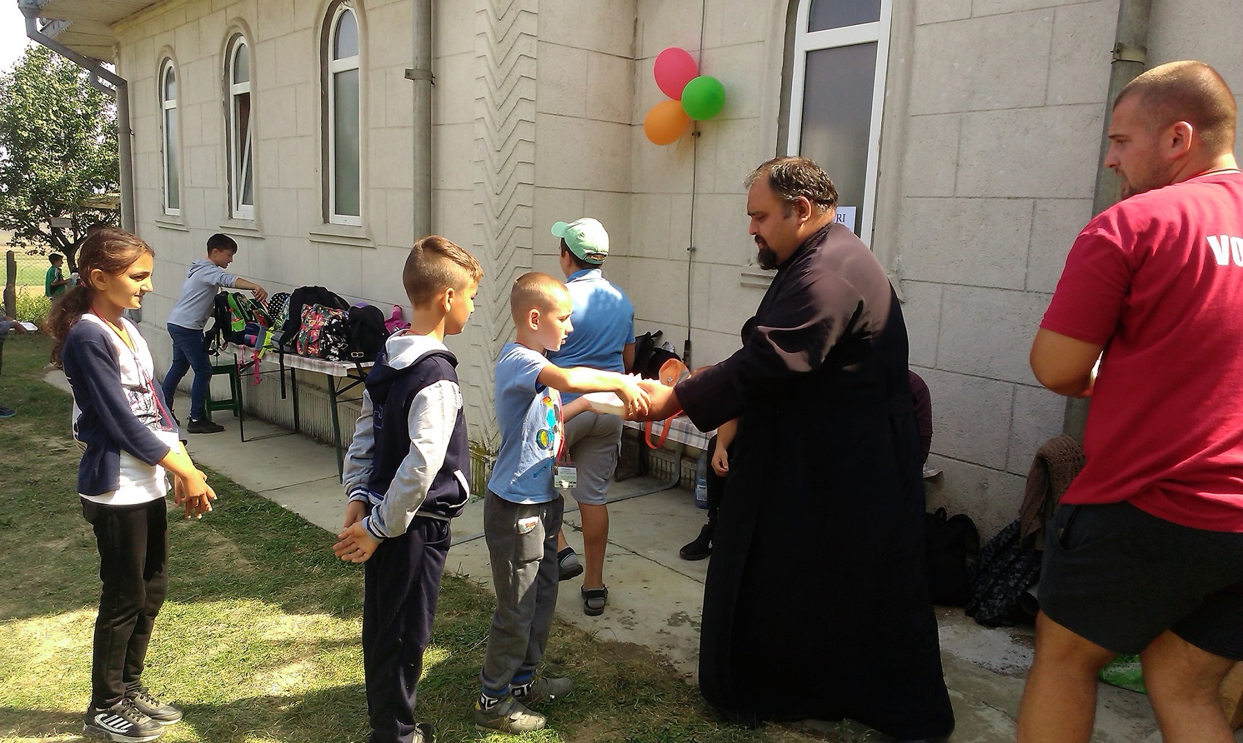 Tabără pentru 92 de copii organizată în satul Roșu, comuna Răducăneni