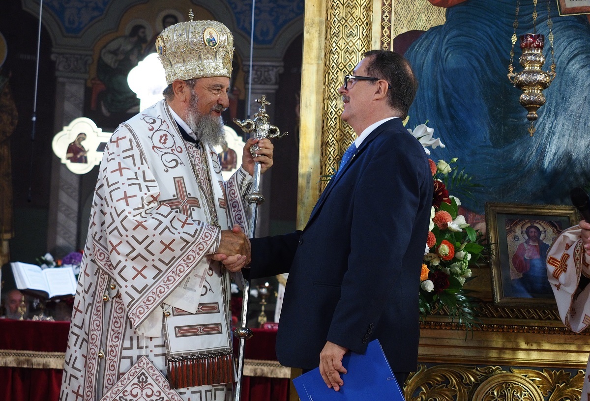 © Răzvan NEGRU/ tribuna.ro Președintele României a salutat tinerii prezenți la ITO Sibiu 2018