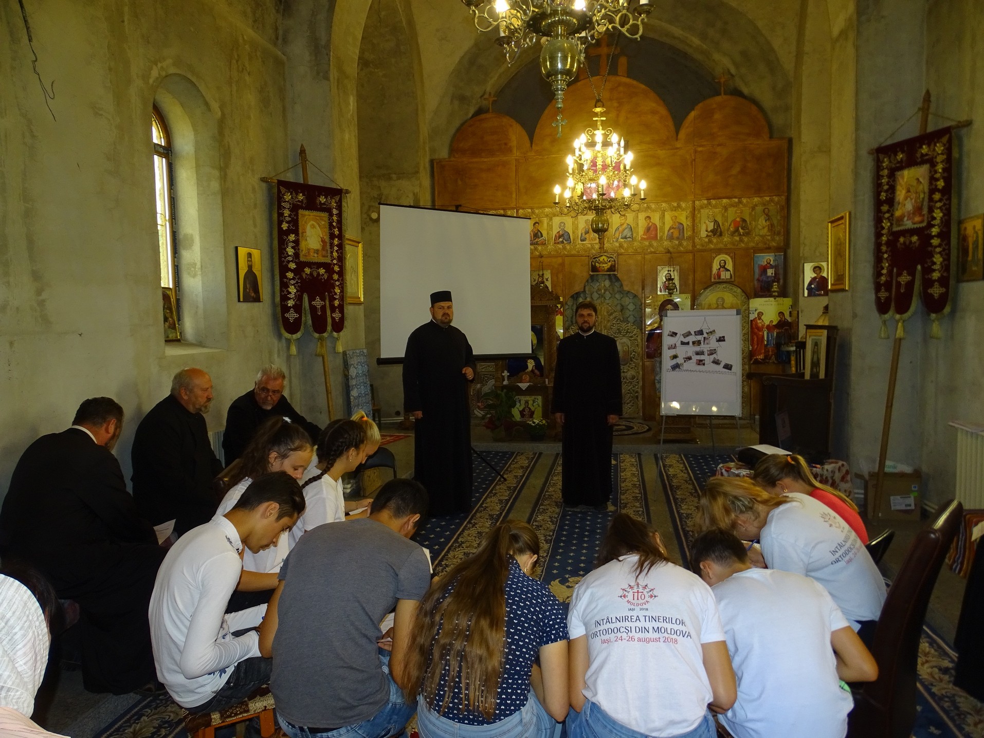 Activități catehetice la început de toamnă în Protopopiatul Hârlău