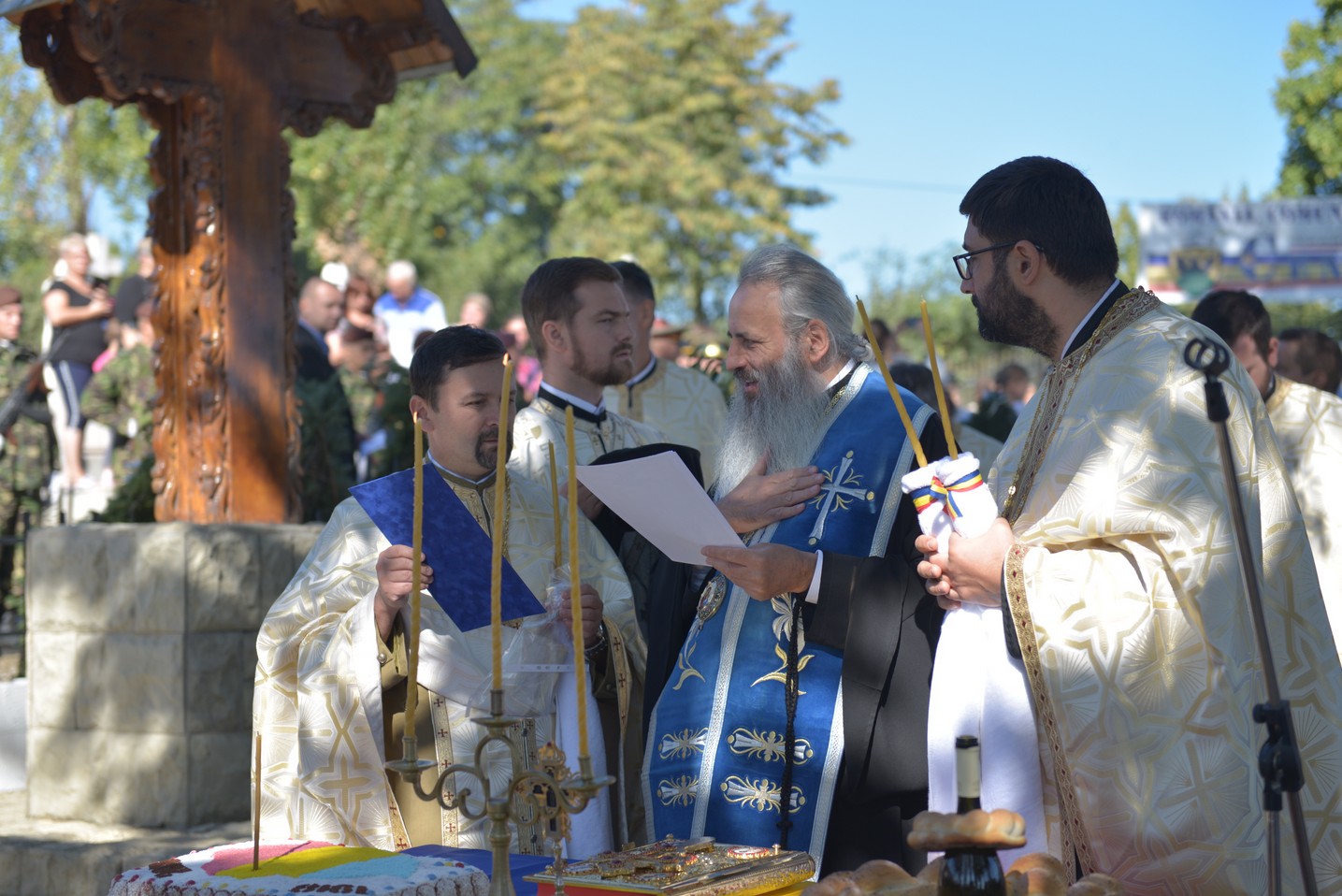 Ceremonie religioasă și militară la Cimitirul Militar Maxut: „Românul adevărat este chemat să-și apere valorile legate de neam și de familie”