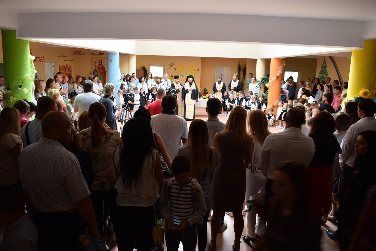 Deschidere de an școlar la Grădinița cu Program Prelungit „Sfântul Ioan cel Nou de la Suceava”