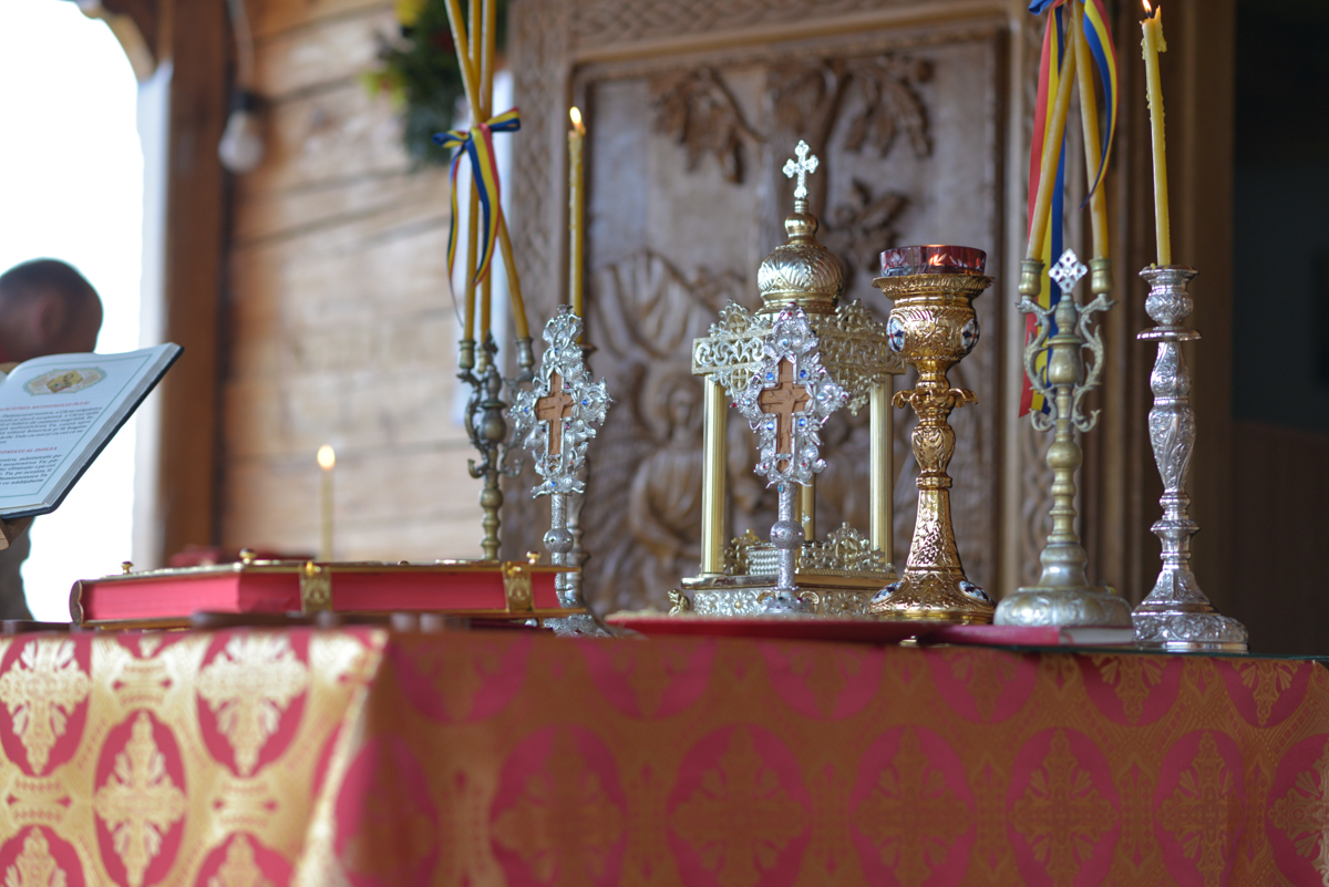 Mitropolitul Teofan, la Mănăstirea Lebăda-Botoșani: „Vom fi chemați peste câteva săptămâni să ne arătăm printr-un gest exterior mărturisirea dreptei credințe”