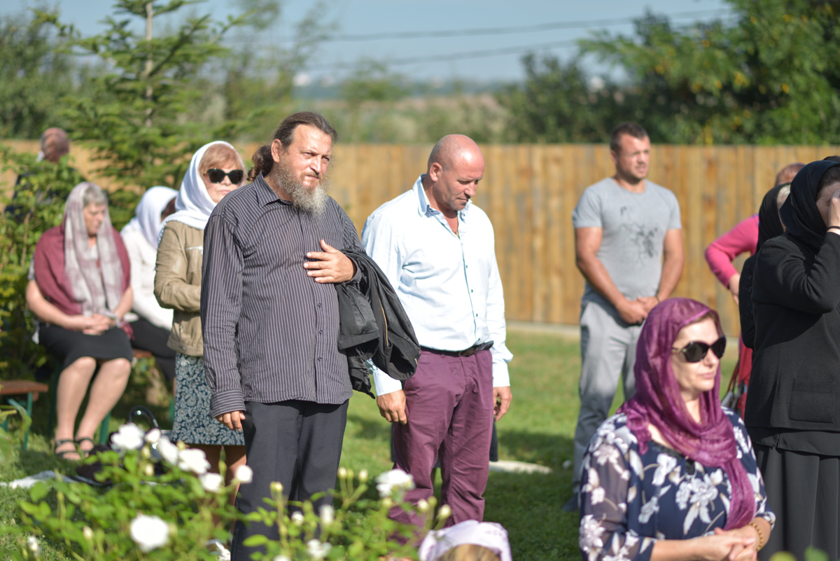 Mitropolitul Teofan, la Mănăstirea Lebăda-Botoșani: „Vom fi chemați peste câteva săptămâni să ne arătăm printr-un gest exterior mărturisirea dreptei credințe”