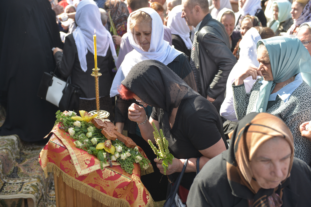 Mitropolitul Teofan, la Mănăstirea Lebăda-Botoșani: „Vom fi chemați peste câteva săptămâni să ne arătăm printr-un gest exterior mărturisirea dreptei credințe”