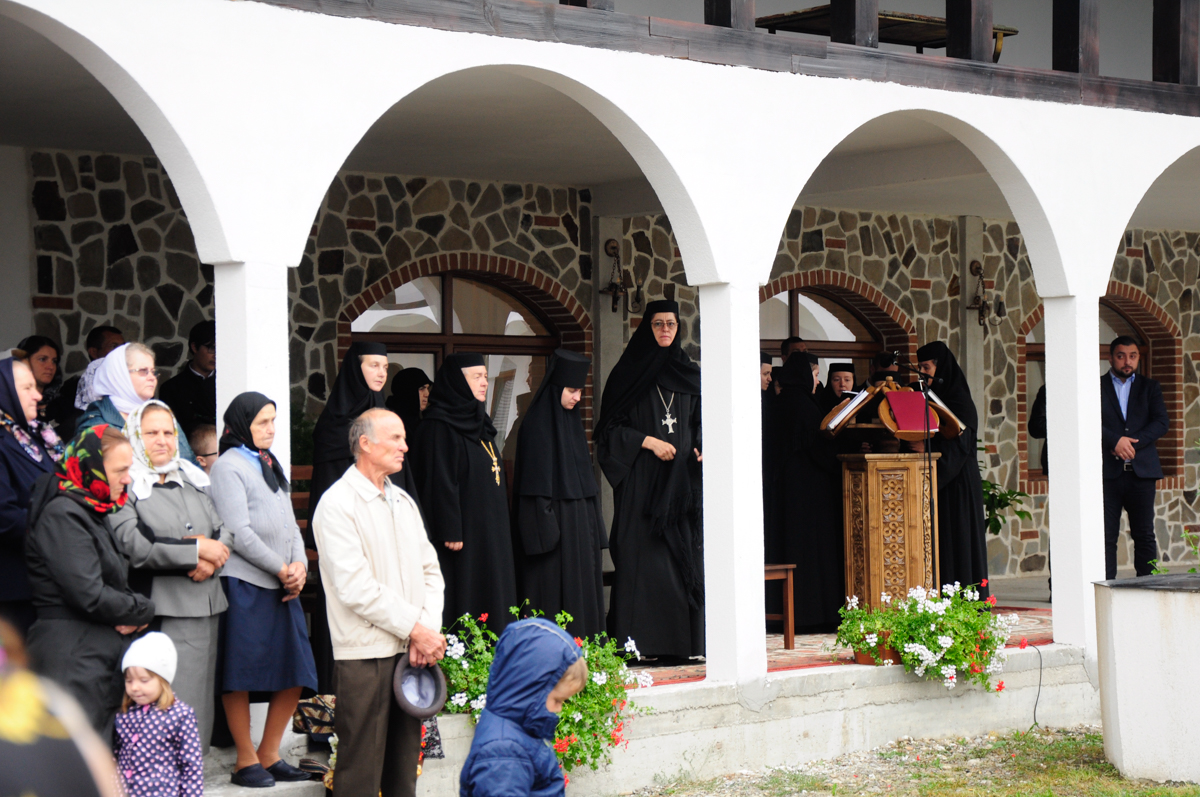 Schitul „Nașterea Maicii Domnului” - Marginea și-a sărbătorit hramul