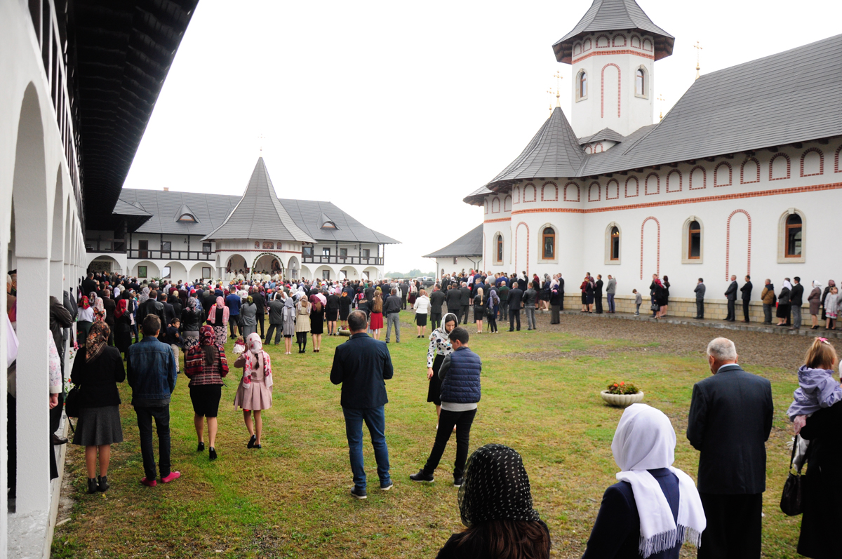 Schitul „Nașterea Maicii Domnului” - Marginea și-a sărbătorit hramul