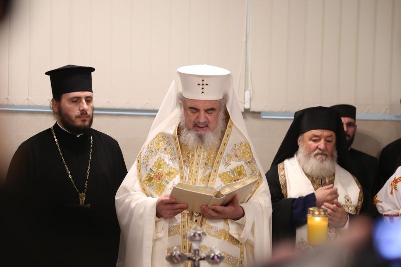 Patriarhul României a sfințit cantina Arhiepiscopiei Sibiului