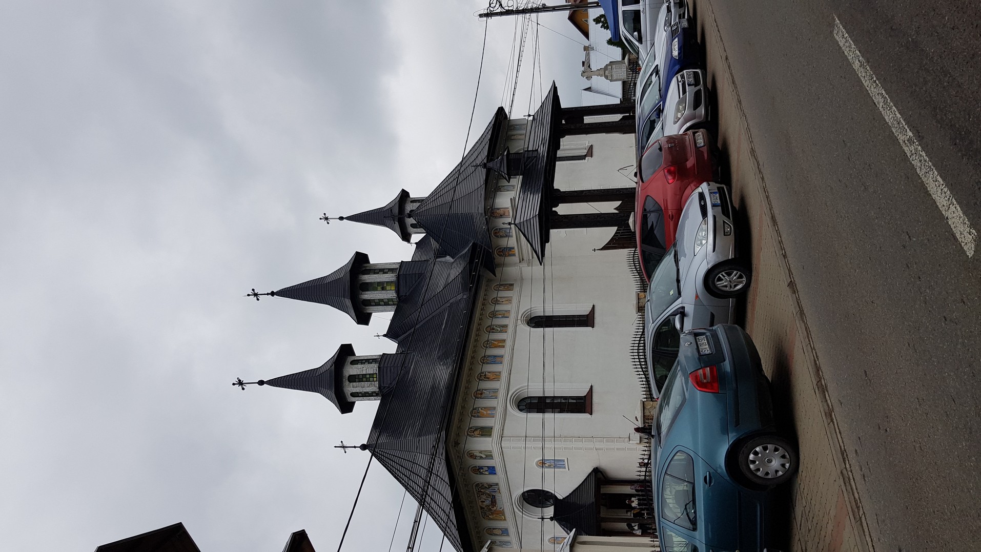 IPS Arhiepiscop Pimen, la Straja: „Să nu ne împuținăm sufletește atunci când suntem în necazuri și în suferințe”