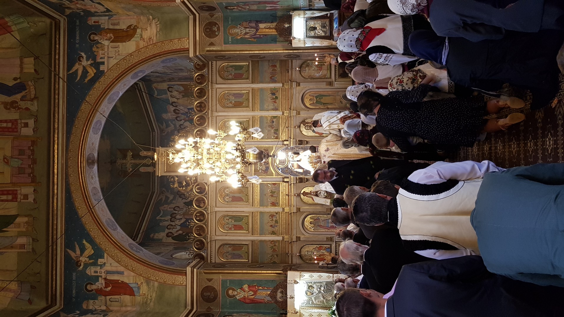 IPS Arhiepiscop Pimen, la Straja: „Să nu ne împuținăm sufletește atunci când suntem în necazuri și în suferințe”