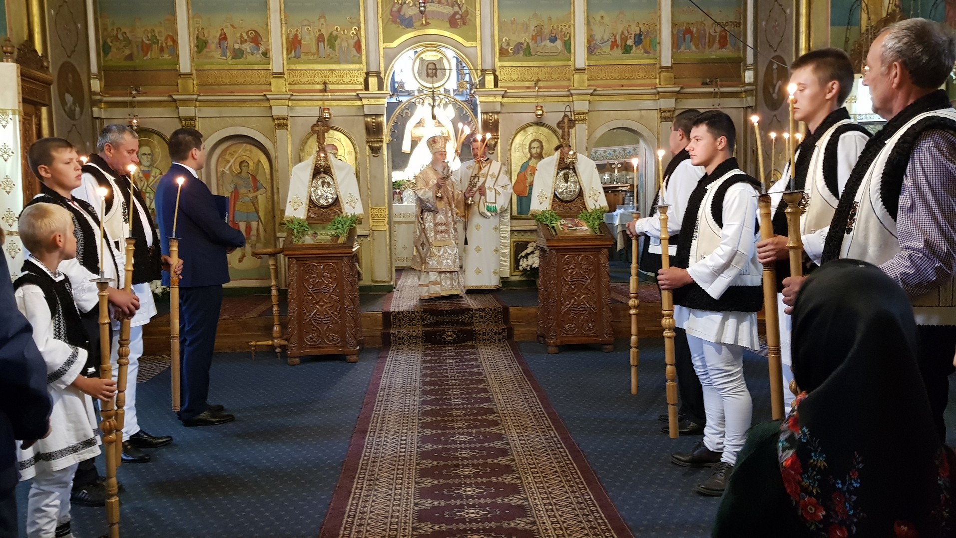 IPS Arhiepiscop Pimen, la Straja: „Să nu ne împuținăm sufletește atunci când suntem în necazuri și în suferințe”