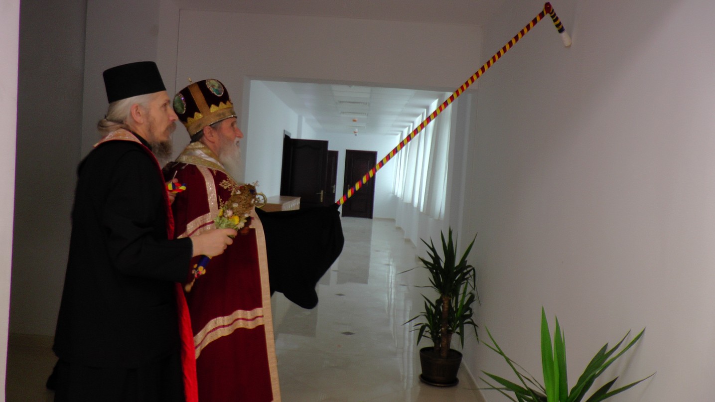 Sfinţirea noului sediu al Şcolii Primare „Sfântul Ioan cel Nou de la Suceava”
