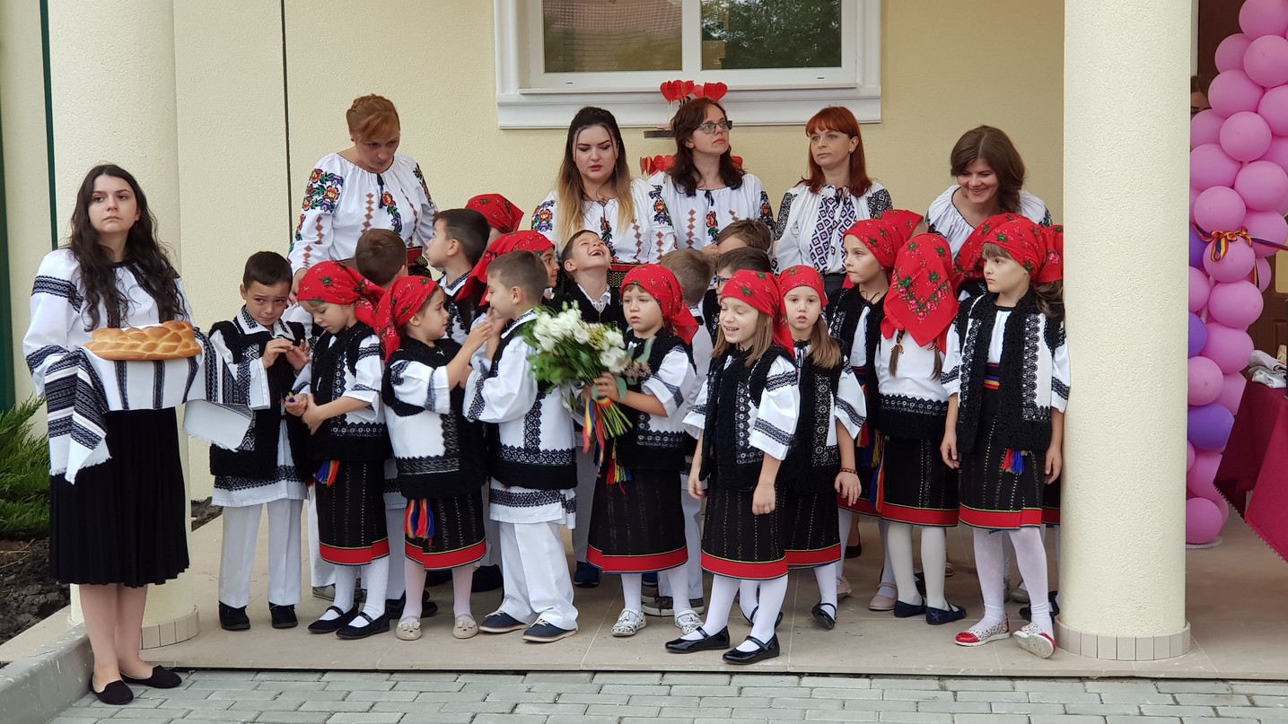 Sfinţirea noului sediu al Şcolii Primare „Sfântul Ioan cel Nou de la Suceava”