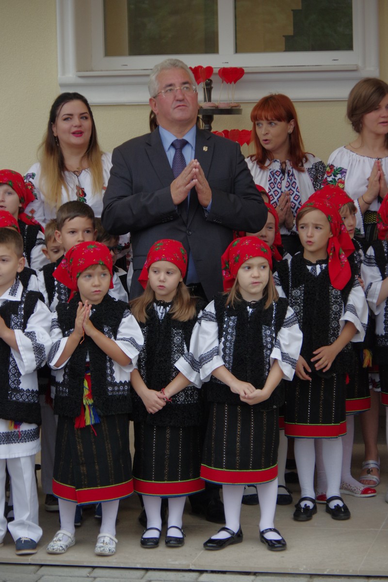 Sfinţirea noului sediu al Şcolii Primare „Sfântul Ioan cel Nou de la Suceava”