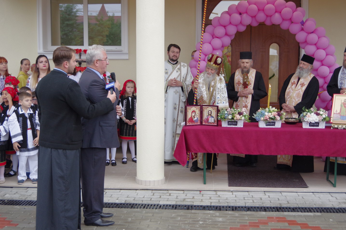 Sfinţirea noului sediu al Şcolii Primare „Sfântul Ioan cel Nou de la Suceava”