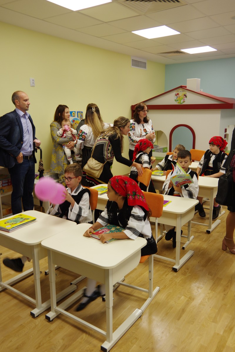 Sfinţirea noului sediu al Şcolii Primare „Sfântul Ioan cel Nou de la Suceava”