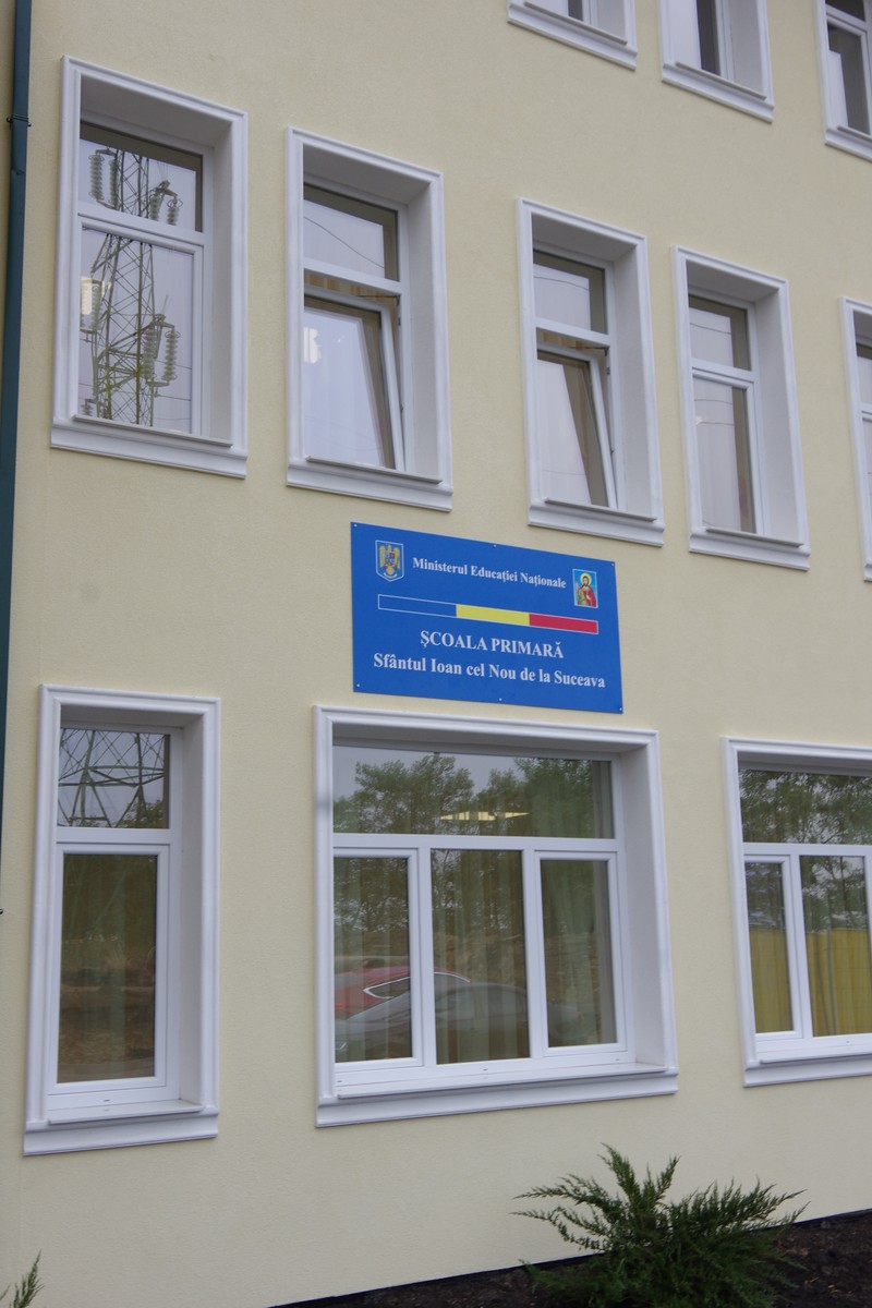 Sfinţirea noului sediu al Şcolii Primare „Sfântul Ioan cel Nou de la Suceava”