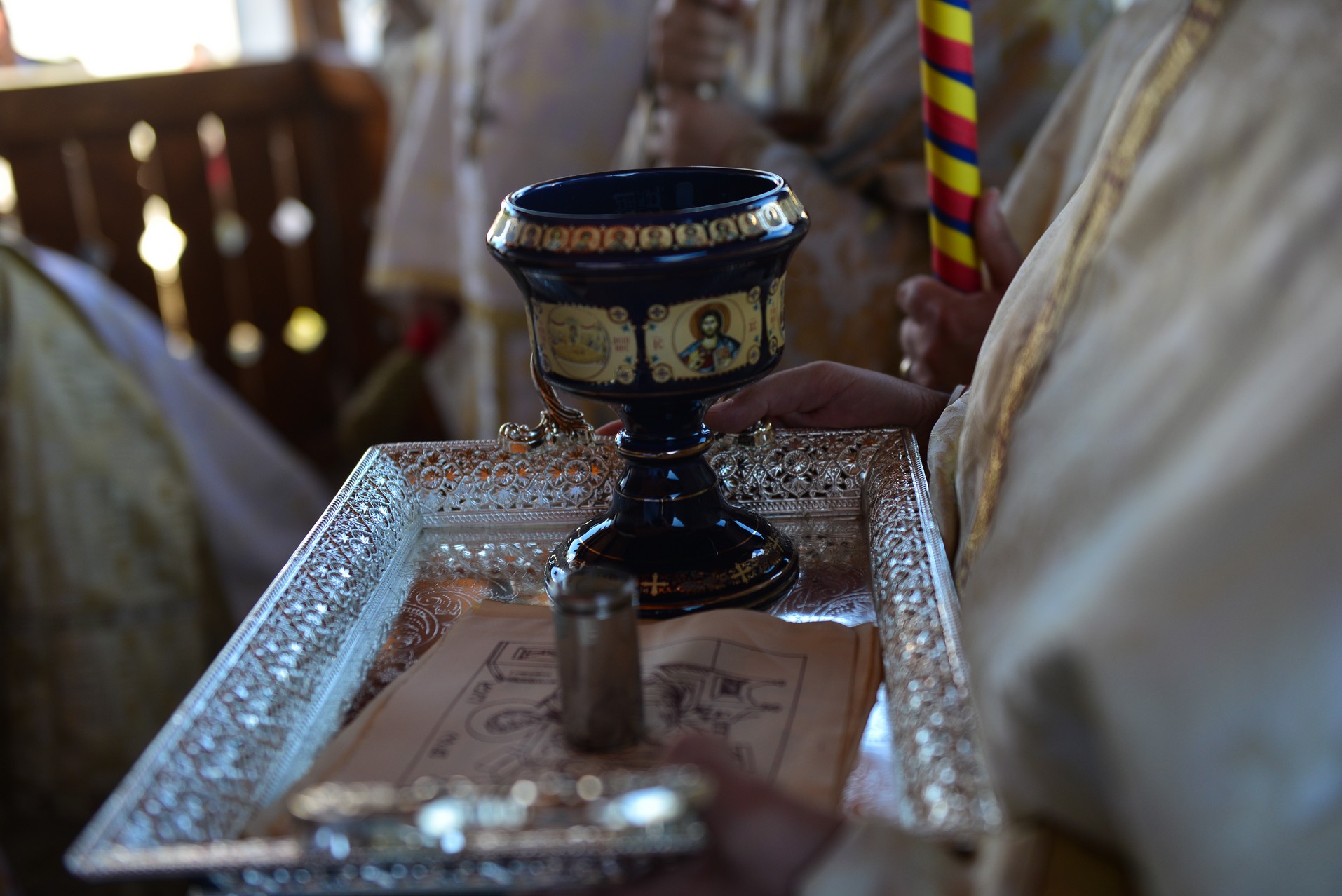 (Foto) Biserică închinată Sfântului Ierarh Mucenic Teodosie de la Brazi, sfințită astăzi la Lețcani