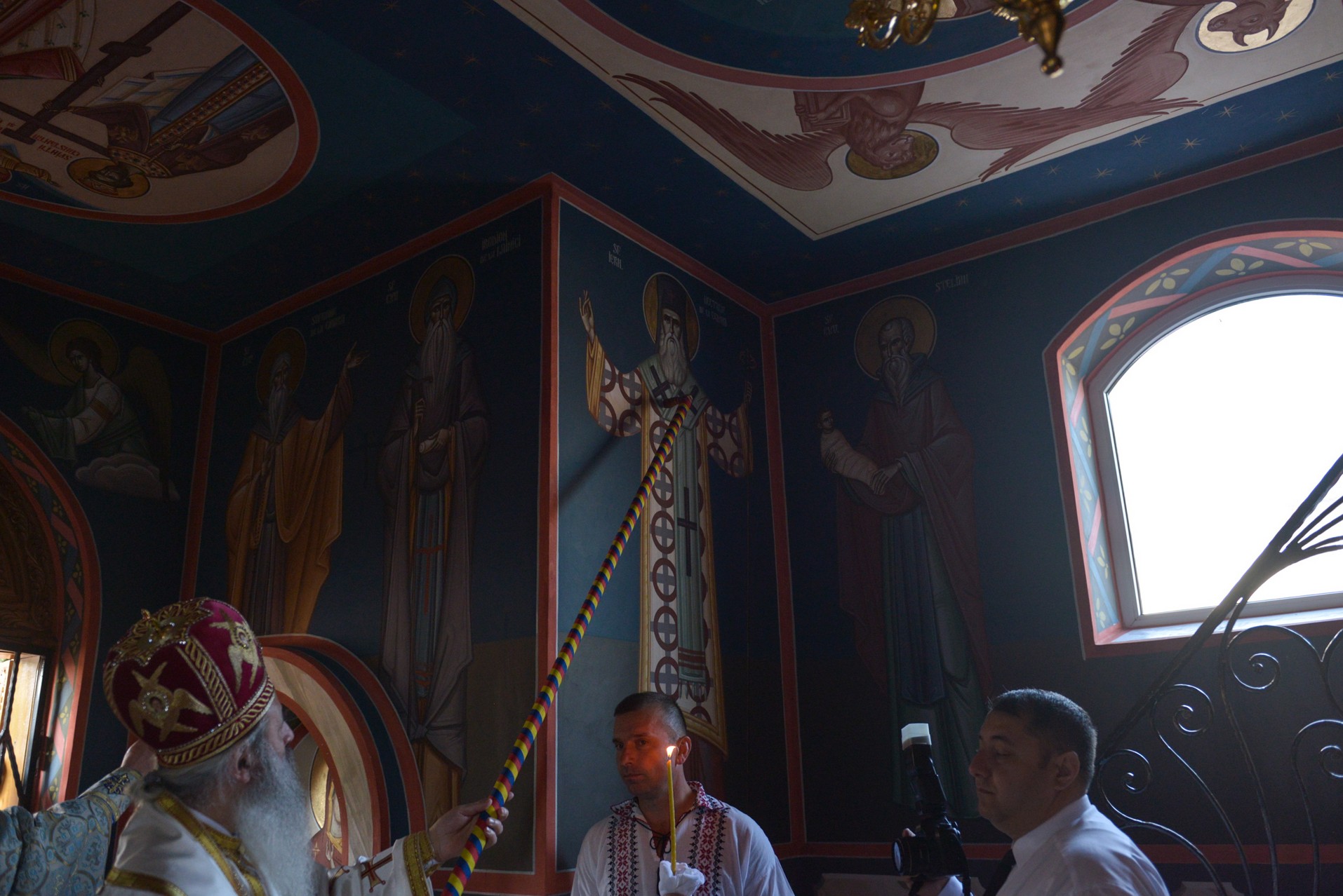 Sfințire de biserică la Netezi, Târgu Neamț: IPS Mitropolit Teofan a săvârșit slujba de târnosire