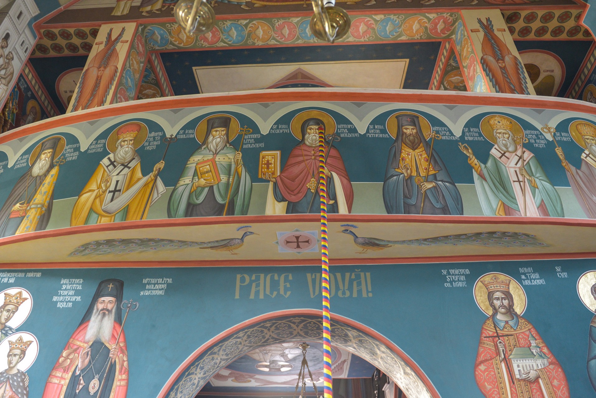 Sfințire de biserică la Netezi, Târgu Neamț: IPS Mitropolit Teofan a săvârșit slujba de târnosire