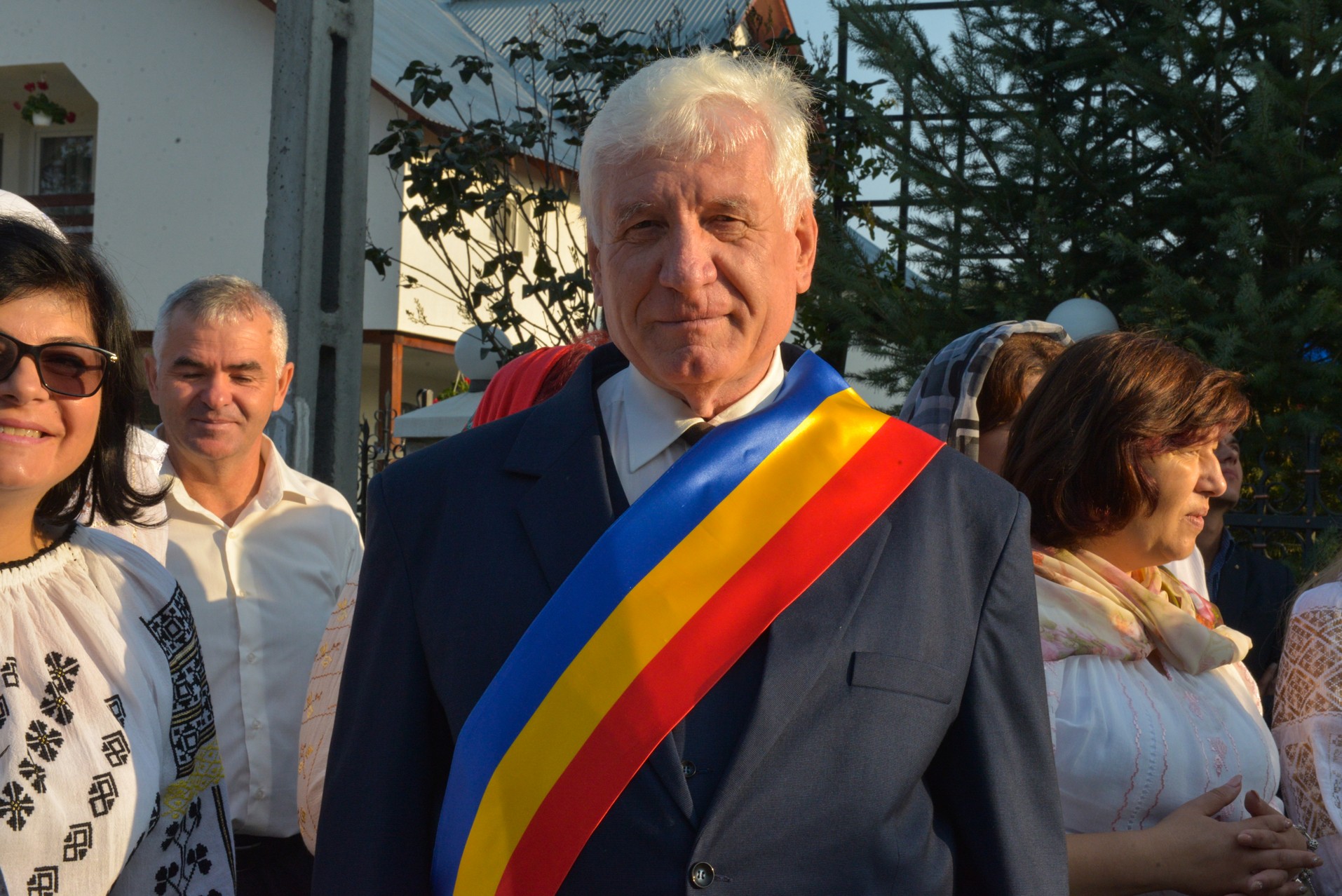 Sfințire de biserică la Netezi, Târgu Neamț: IPS Mitropolit Teofan a săvârșit slujba de târnosire