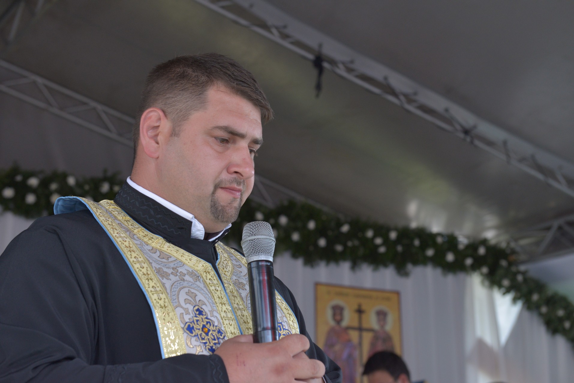 Sfințire de biserică la Netezi, Târgu Neamț: IPS Mitropolit Teofan a săvârșit slujba de târnosire