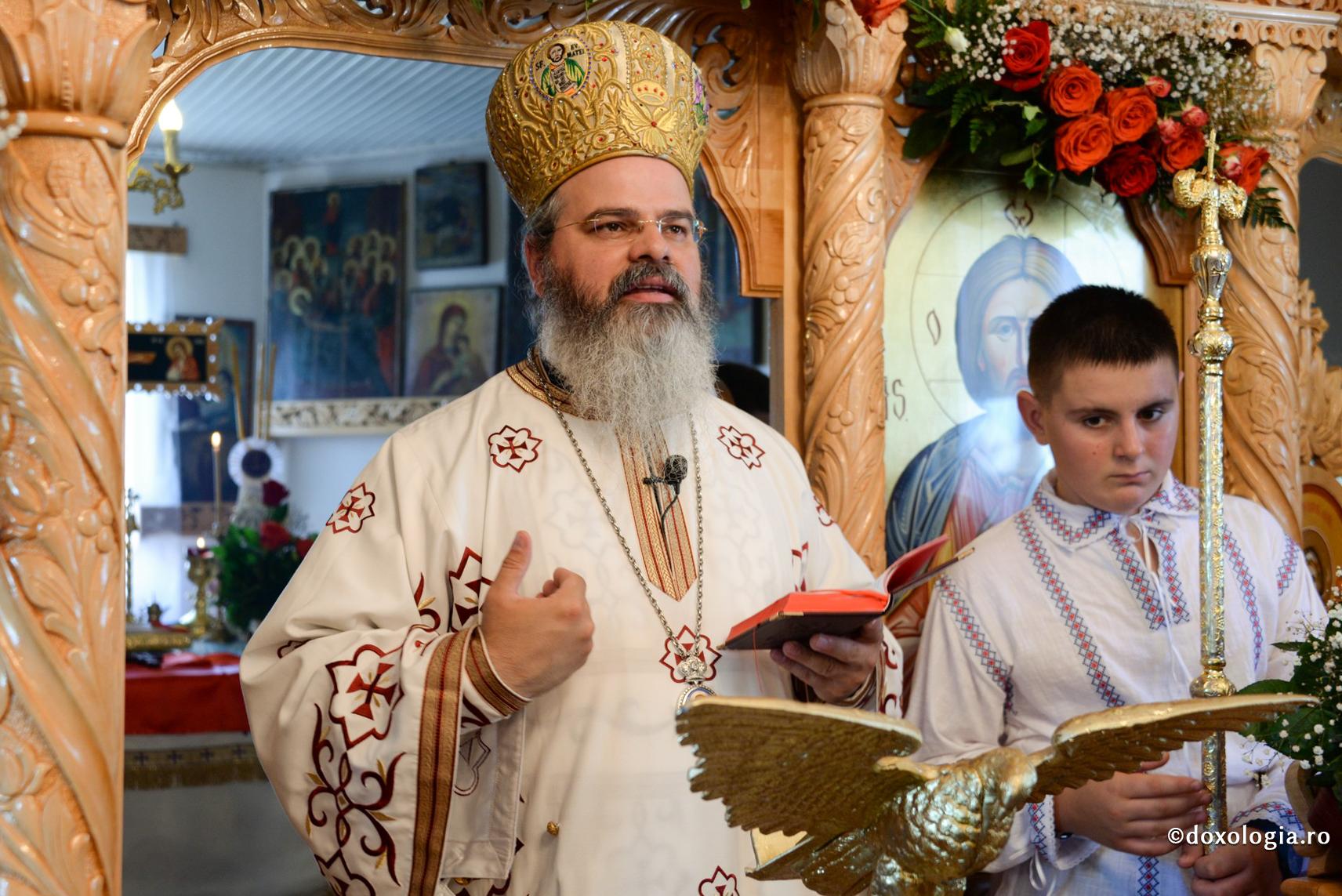 PS Ignatie: „Mărturisirea credinţei este iubire asumată faţă de Dumnezeu! Putem face istorie mărturisind valorile în care credem: Familie, Biserică, Credinţă!”