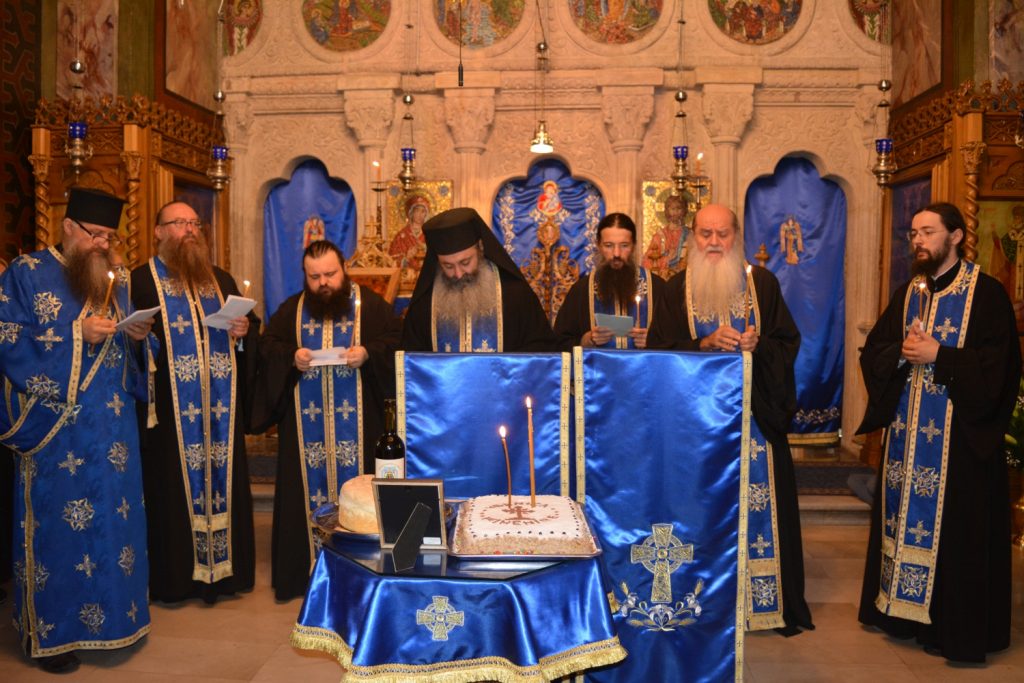 Slujbă de pomenire pentru părintele Sofian Boghiu, la 16 ani de la trecerea la cele veşnicie