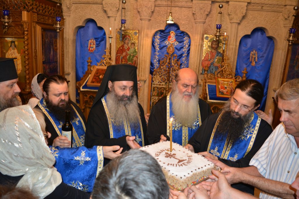 Slujbă de pomenire pentru părintele Sofian Boghiu, la 16 ani de la trecerea la cele veşnicie