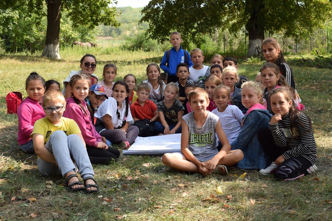 Peste 120 de copii în Tabăra „Copilărie și credință” din Tăcuta – PS Ignatie: „Prioritatea Bisericii este investiția spirituală în copilași și în tineri”