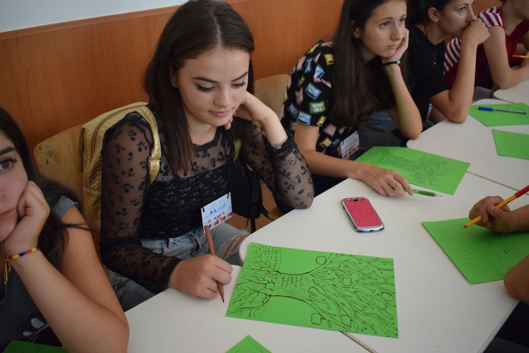 Peste 120 de copii în Tabăra „Copilărie și credință” din Tăcuta – PS Ignatie: „Prioritatea Bisericii este investiția spirituală în copilași și în tineri”