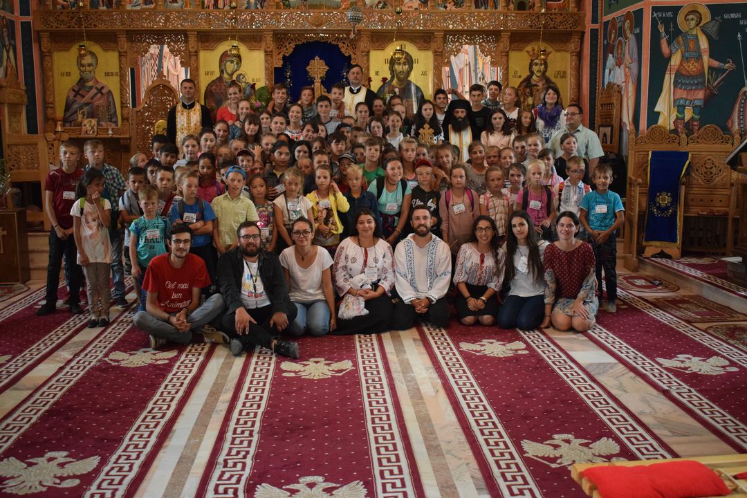 Peste 120 de copii în Tabăra „Copilărie și credință” din Tăcuta – PS Ignatie: „Prioritatea Bisericii este investiția spirituală în copilași și în tineri”