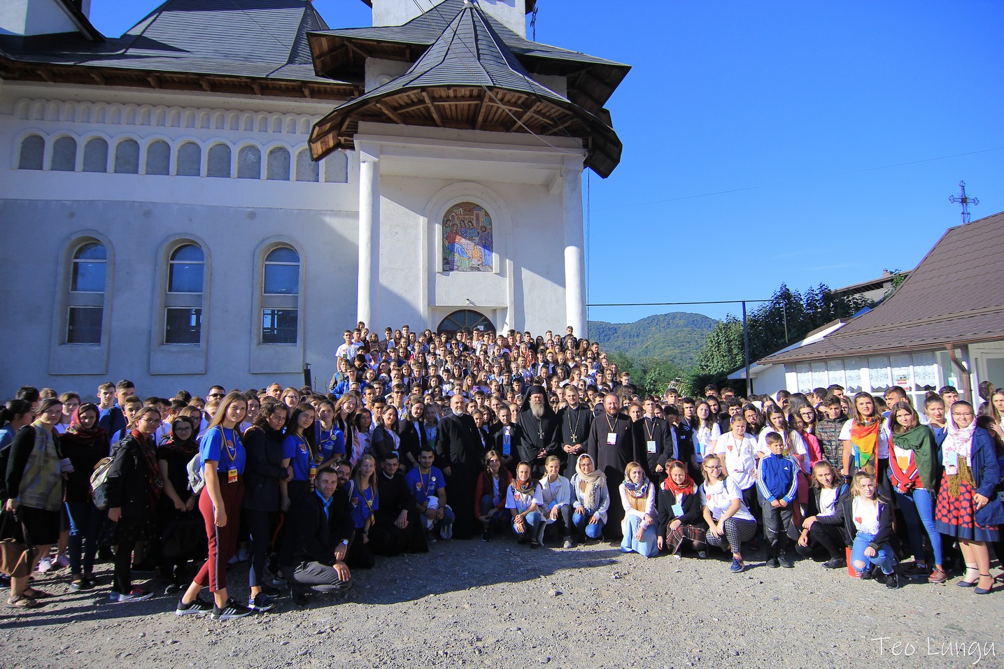 „Tânărul din Petrodava”, la final: 450 de tineri au încercat să descopere tainele mărturisirii, a jertfei și trăirii ortodoxe