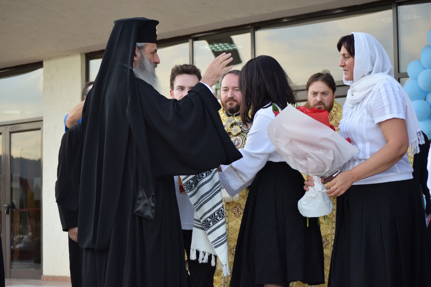 „Tânărul din Petrodava”, la final: 450 de tineri au încercat să descopere tainele mărturisirii, a jertfei și trăirii ortodoxe