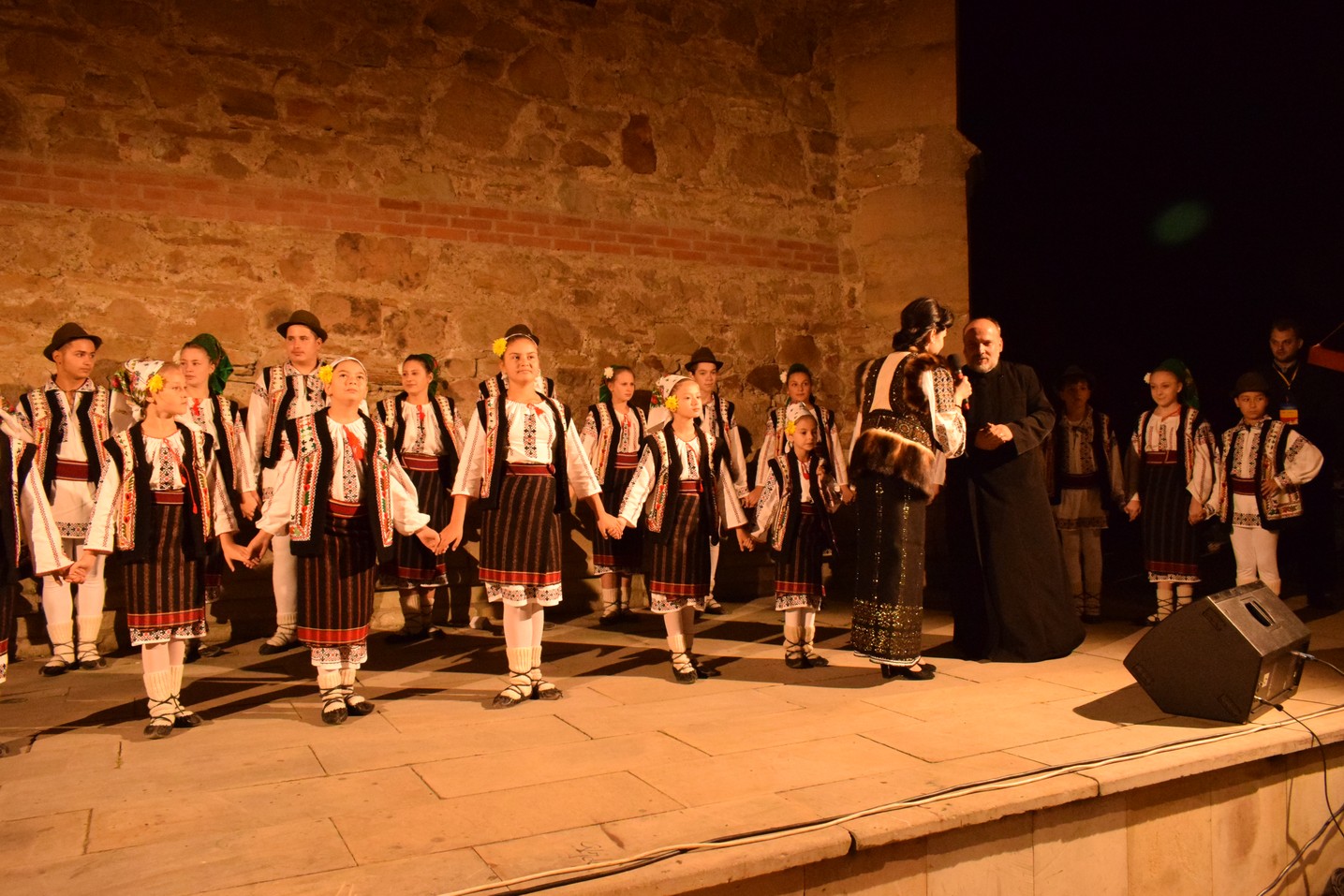 „Tânărul din Petrodava”, la final: 450 de tineri au încercat să descopere tainele mărturisirii, a jertfei și trăirii ortodoxe