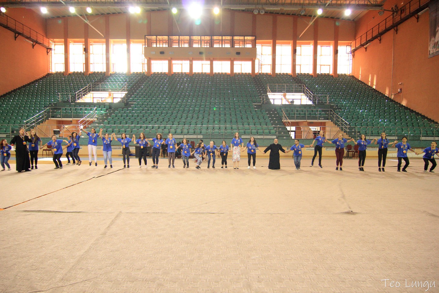 „Tânărul din Petrodava”, la final: 450 de tineri au încercat să descopere tainele mărturisirii, a jertfei și trăirii ortodoxe