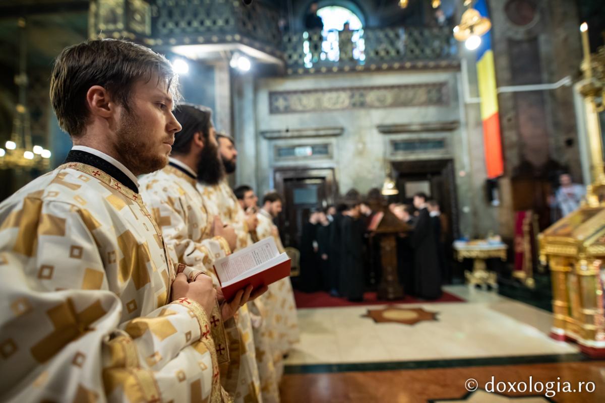 Sfântă Liturghie săvârșită la finalul celei de-a II-a ediții a Festivalului de Muzică Bizantină de la Iași