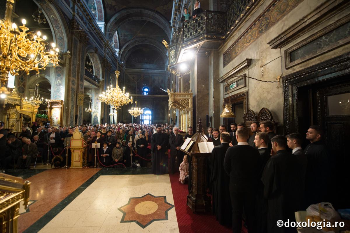 Sfântă Liturghie săvârșită la finalul celei de-a II-a ediții a Festivalului de Muzică Bizantină de la Iași