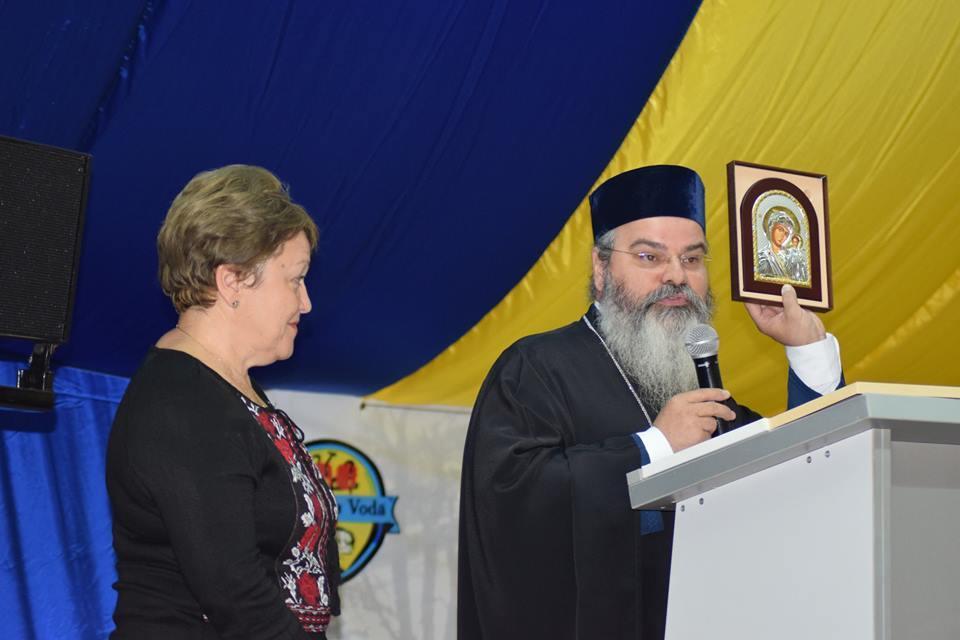 PS Ignatie, la aniversarea a 100 de ani ai Colegiului Naţional „Cuza Vodă” din Huşi