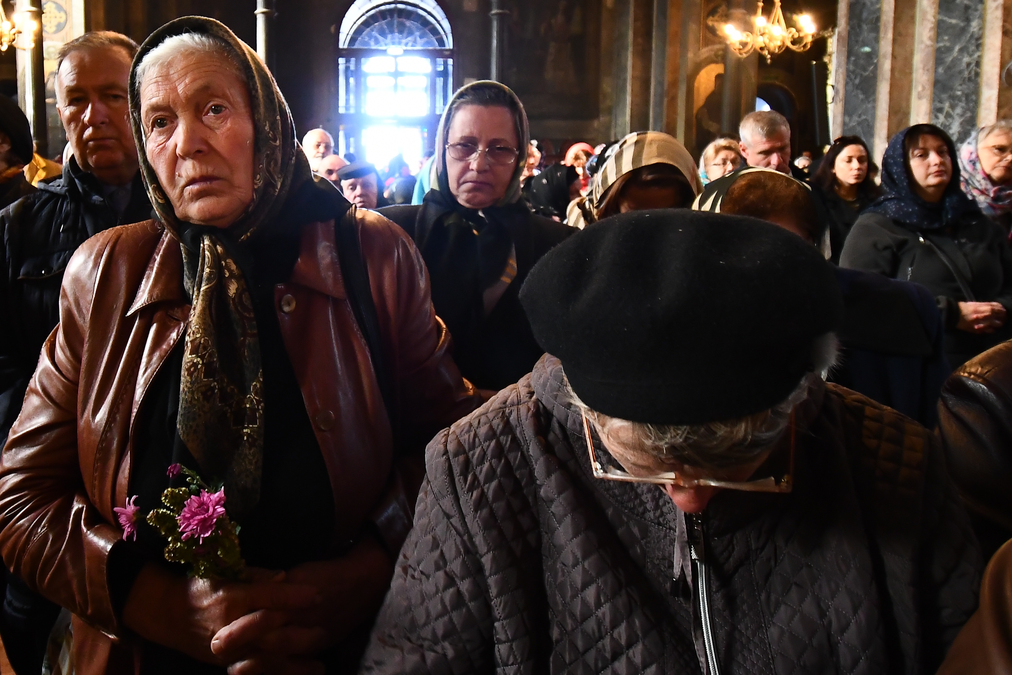 „Am venit la Sfânta şi am plâns o noapte lângă catedrală”