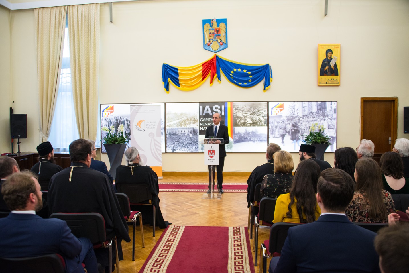 „Formal de Bun Venit” la Colegiul „Sfântul Nicolae” din Iași: „Fiind împreună, puteți să păstrați o atitudine corespunzătoare”