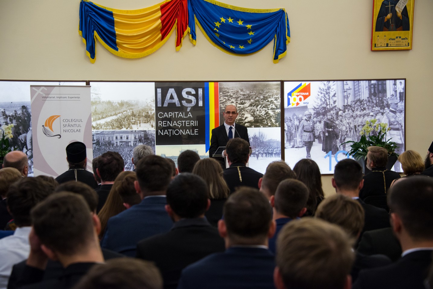 „Formal de Bun Venit” la Colegiul „Sfântul Nicolae” din Iași: „Fiind împreună, puteți să păstrați o atitudine corespunzătoare”