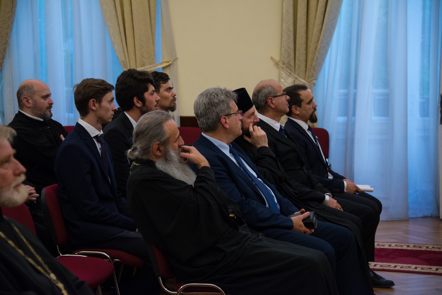 „Formal de Bun Venit” la Colegiul „Sfântul Nicolae” din Iași: „Fiind împreună, puteți să păstrați o atitudine corespunzătoare”