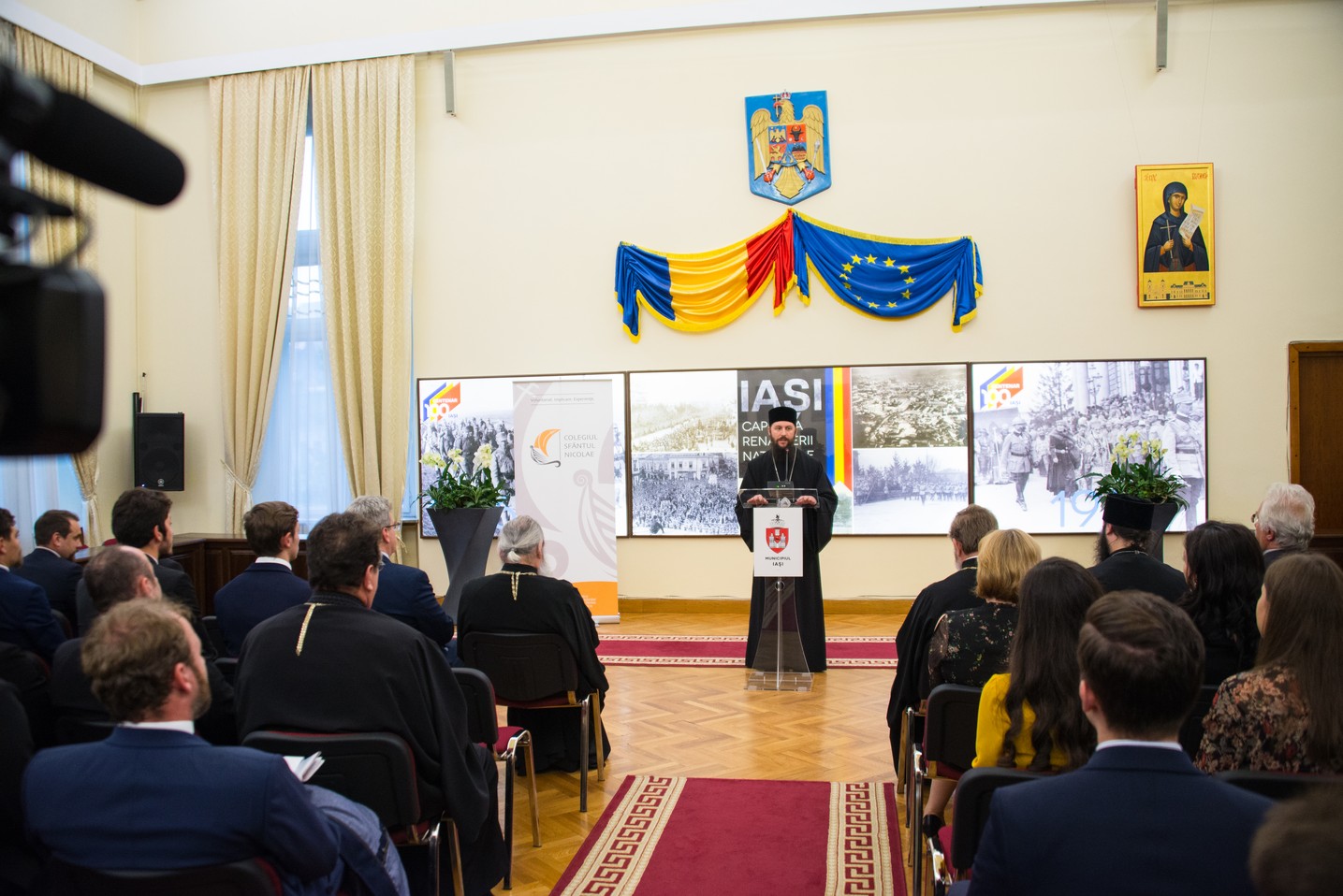 „Formal de Bun Venit” la Colegiul „Sfântul Nicolae” din Iași: „Fiind împreună, puteți să păstrați o atitudine corespunzătoare”