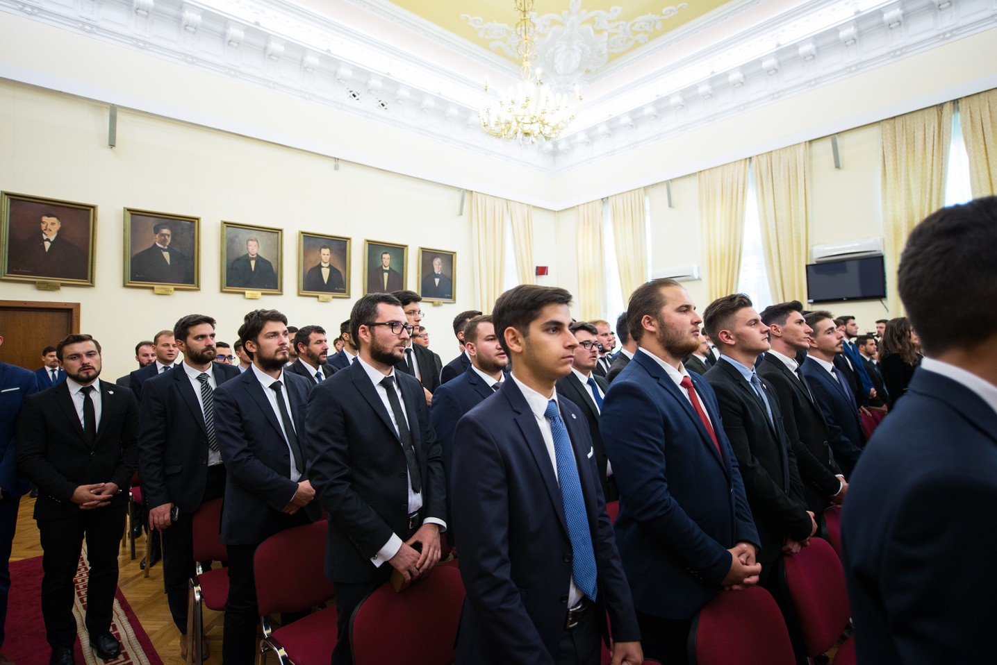 „Formal de Bun Venit” la Colegiul „Sfântul Nicolae” din Iași: „Fiind împreună, puteți să păstrați o atitudine corespunzătoare”