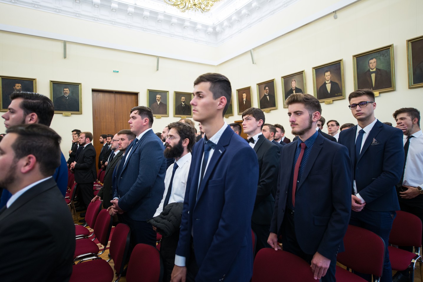 „Formal de Bun Venit” la Colegiul „Sfântul Nicolae” din Iași: „Fiind împreună, puteți să păstrați o atitudine corespunzătoare”