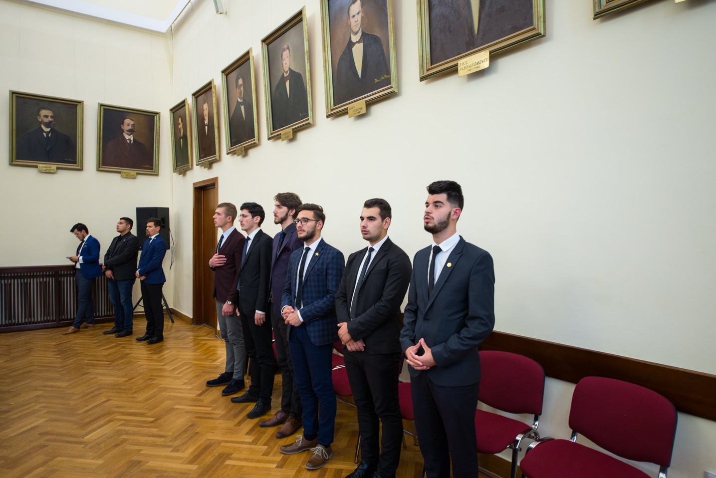 „Formal de Bun Venit” la Colegiul „Sfântul Nicolae” din Iași: „Fiind împreună, puteți să păstrați o atitudine corespunzătoare”